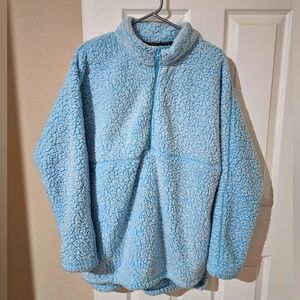 Woman's Sherpa Pullover